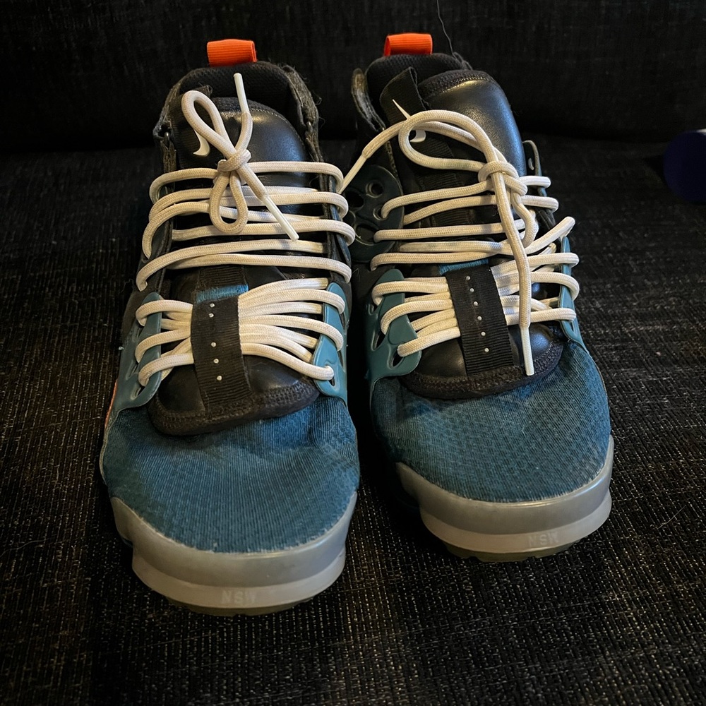 DIM SIX Black and Orange Sneakers